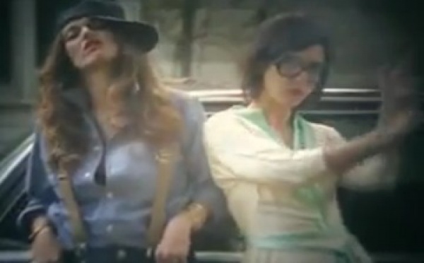 Chanson à la Une - Battez-vous, par Brigitte