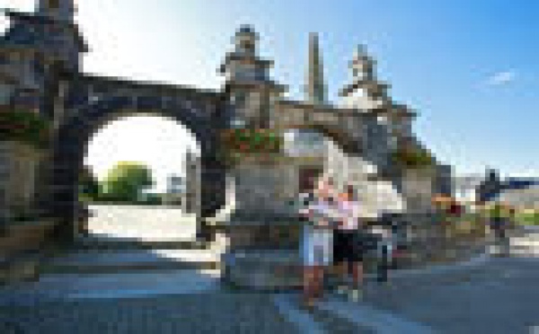 AUDIOGUIDE: Circuit dans le pays du Léon sur la route des enclos paroissiaux - 1