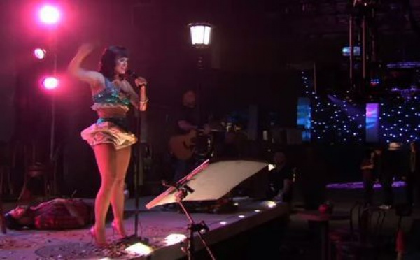 Les coulisses de la pub Sims avec Katy Perry