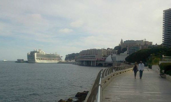 IMAGE DU JOUR - Paquebots immenses