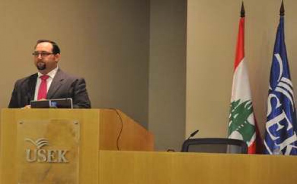 Electronic self control of learning