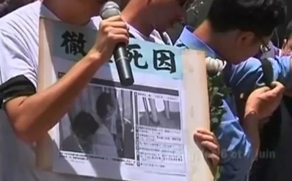 Chine: Mort d'un dissident historique