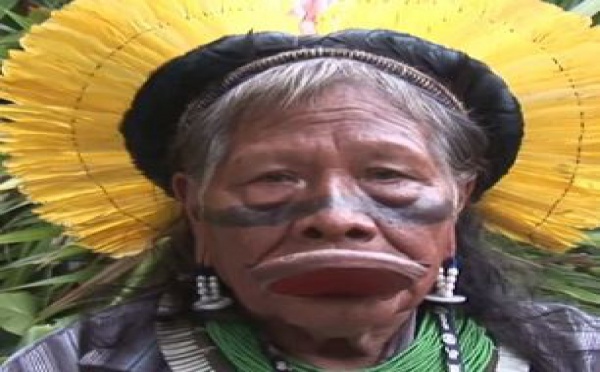 Vie associative: Message filmé de Raoni, célèbre chef indien