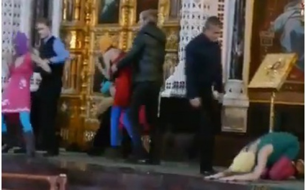 Russie: Libérer les membres du groupe Pussy Riot