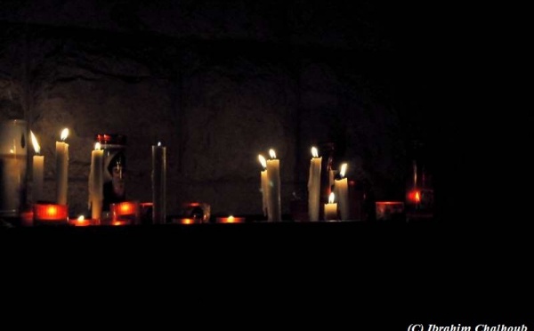 L’IMAGE DU JOUR – Visite religieuse nocturne