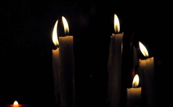 L’IMAGE DU JOUR – Les bougies la nuit