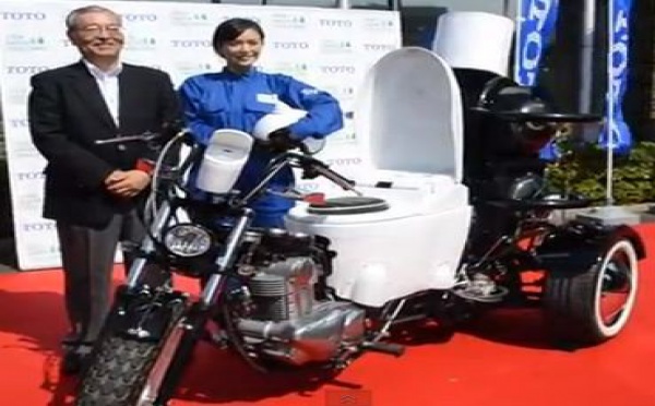 Toto-moto marche au popo: son carburant est gratuit et inépuisable!