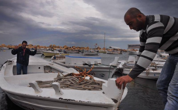 L’IMAGE DU JOUR – Préparations avant la tempête