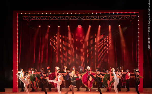 Une Veuve Joyeuse de cendres à l'Opéra d'Avignon