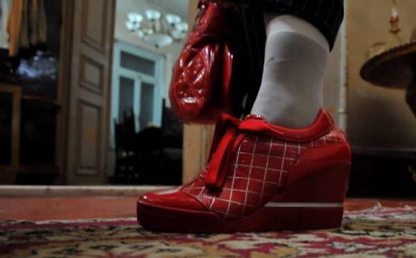 L’IMAGE DU JOUR – Bottines rouges