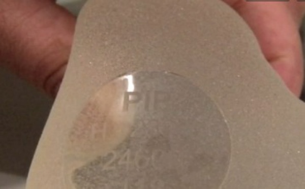 Actu à la une - Procès PIP, le scandale mondial des prothèses mammaires 