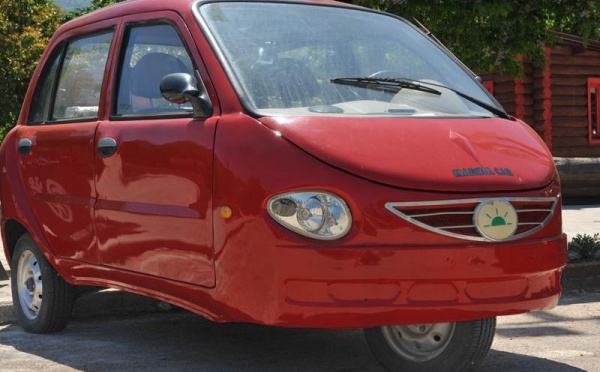 L’IMAGE DU JOUR – Voiture à trois roues