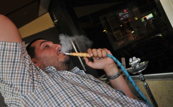 L’IMAGE DU JOUR – Fumeur