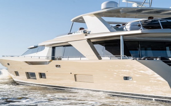 L'IMAGE DU JOUR: Bateau de plaisance