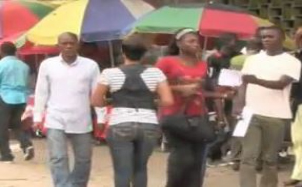 Sud-Kivu: Une fille tombe évanouie en voulant servir sexuellement 12 garçons 