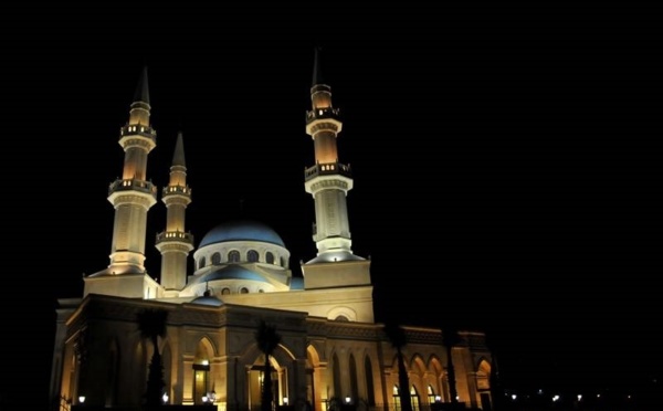 L’IMAGE DU JOUR – Une mosquée la nuit