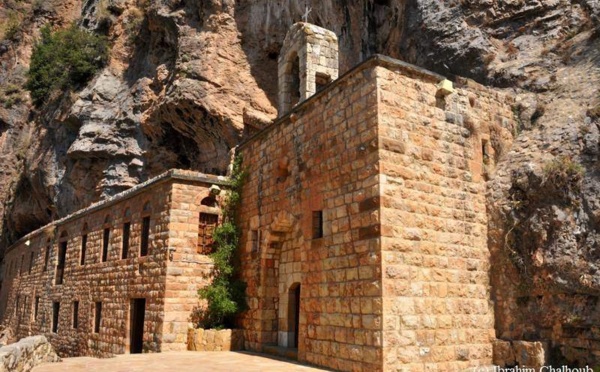 L’IMAGE DU JOUR – Monastère dans les rochers