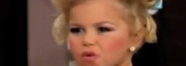 Concours mini-miss: La marchandisation des petites filles?