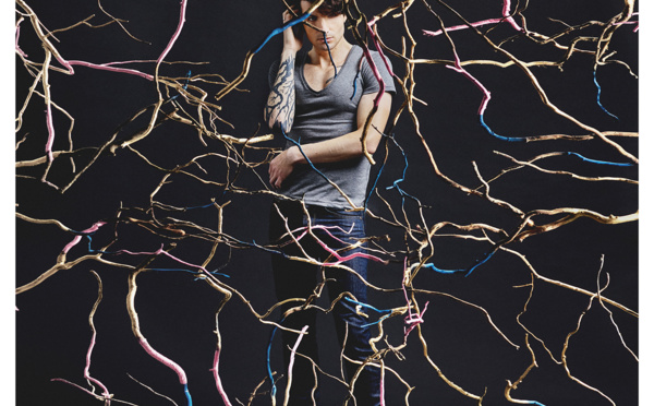 Louis Arlette se dévoile avec Arbre de Vie