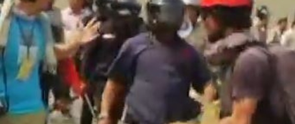 Cambodge: Enquête sur la mort de manifestants tués par les forces de sécurité