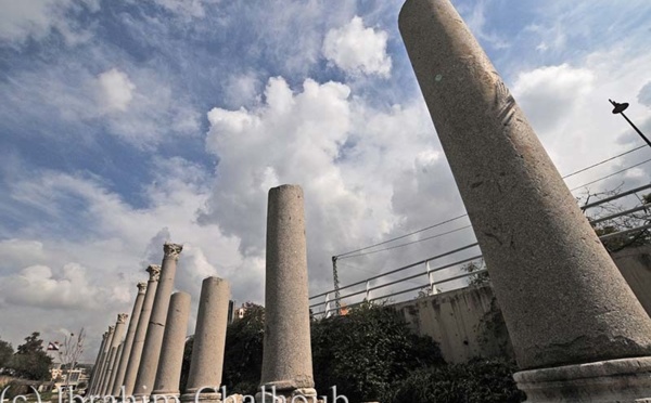 IMAGE DU JOUR – Soutenir le ciel