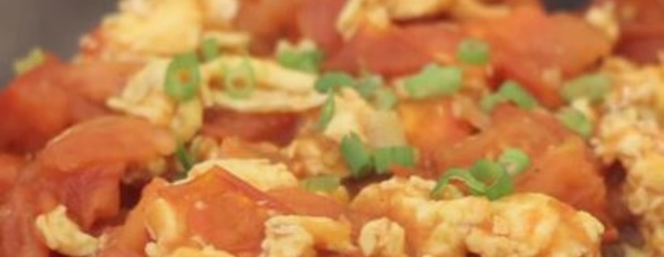 RECETTES EN VIDÉO - Sauté œufs-tomates à la chinoise 