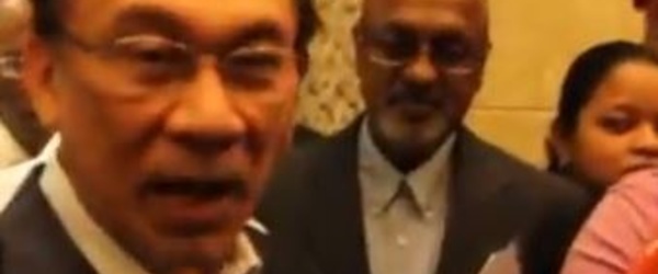 Malaisie: Condamnation d'Anwar Ibrahim