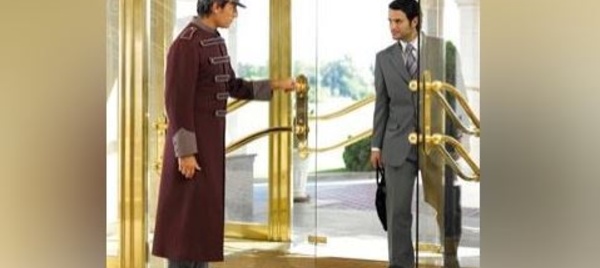 Qualité du service, savoir-être et étiquette dans l'hôtellerie de prestige