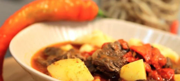 RECETTES EN VIDÉO - Goulasch hongrois