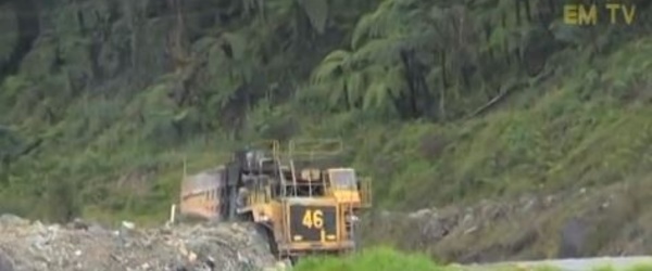 Papouasie-Nouvelle-Guinée: Des policiers ont mis le feu à des centaines d'habitations