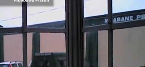 Swaziland: Lourde condamnation d’un journaliste et d’un avocat 