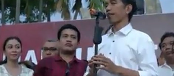 Indonésie: Un arrêté sur les relations homosexuelles et hors mariage