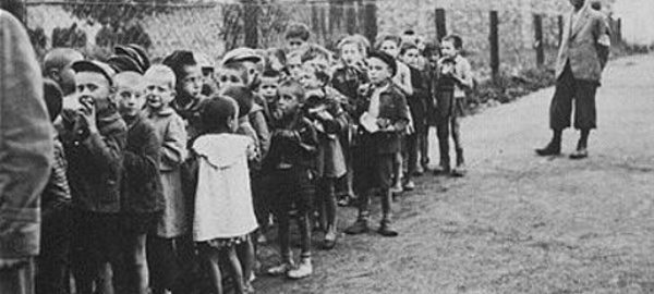 L'enseignement de l'Holocauste dans le monde