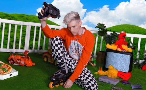 Gregory Dillon se dévoile comme jamais avec Hot Scars, Pretty Lies