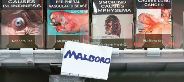 Les paquets de cigarettes neutres en 2016