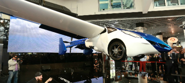 La voiture volante est pour demain