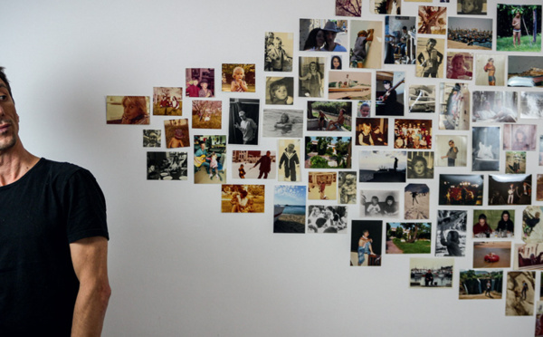 Thomas Cousin, un chanteur à la dérive sur son île déserte