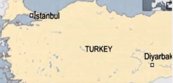 Turquie: Trois journalistes arrêtés pendant leur travail
