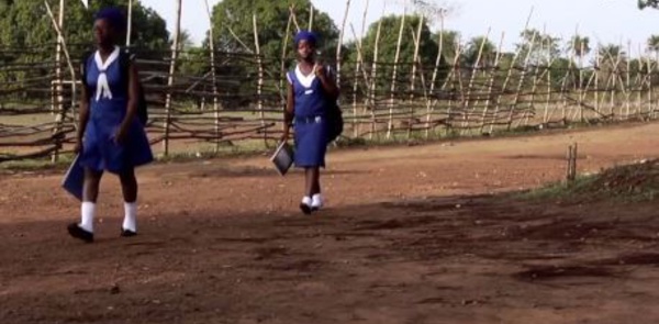Sierra Leone: Des jeunes filles enceintes exclues du système éducatif