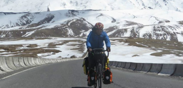 Bike 4 a future: d'Hô-Chi-Minh à Paris, un an de cyclisme pour la planète