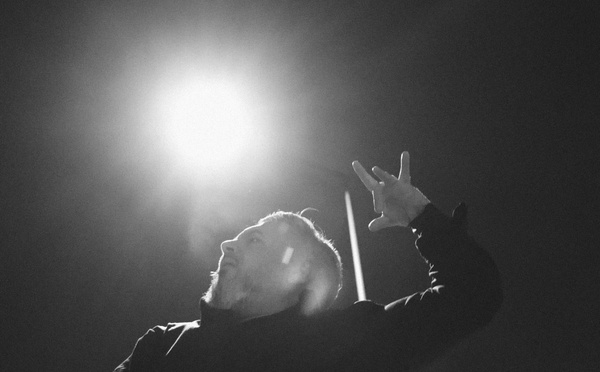 Lucien Chéenne dévoile Nantes et annonce l'album Larmes au Poing