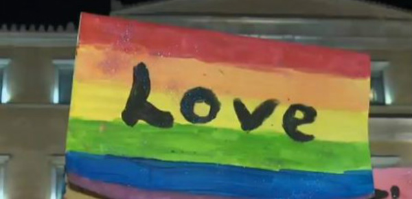 Grèce: reconnaissance historique des homosexuels