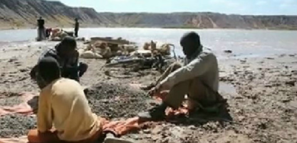 Des enfants dans les chaînes d’approvisionnement des smartphones et des voitures électriques