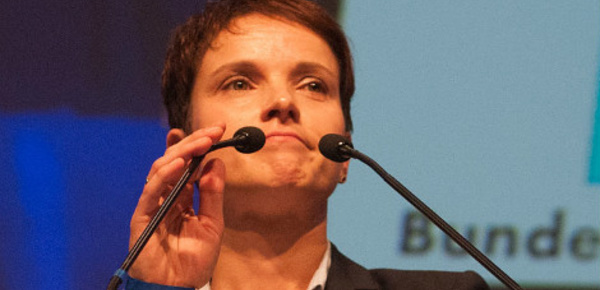 Frauke Petry veut protéger les frontières en tirant sur les réfugiés