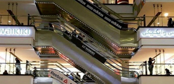 Le prêt-à-porter de luxe de retour à Téhéran