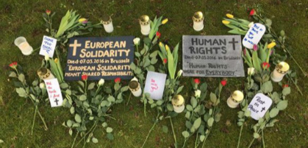 European Black Days: une action symbolique contre une Europe forteresse