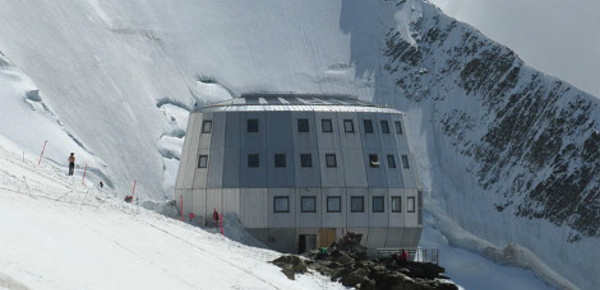 Des urinoirs high-tech pour étudier les cordées du Mont-Blanc