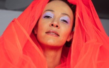 Elodie Rama nous offre le superbe single Les Voiles