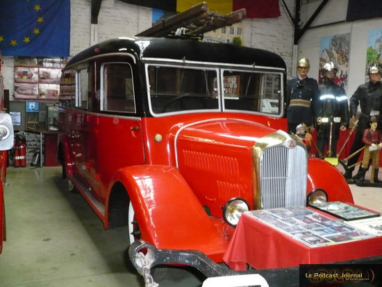 AUTO-POMPE MUSEE DES POMPIERS A WASQUEHAL
