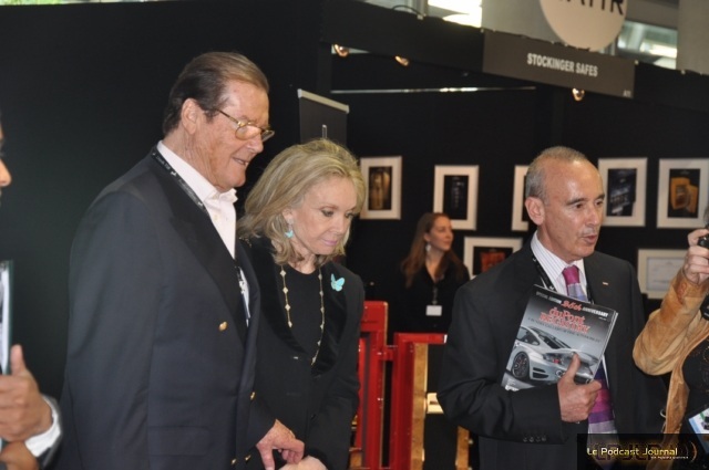 Sir_Roger_Moore_Top_Marques_Photo_B_Lachaud (3).JPG Sir_Roger_Moore_Top_Marques_Photo_B_Lachaud (3).JPG